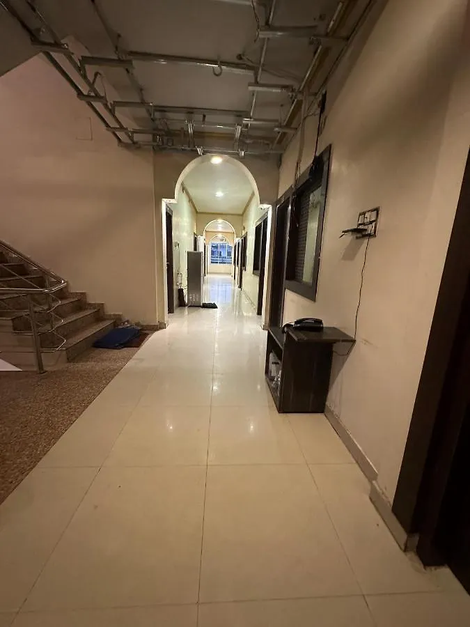 Hotel Deva Inn Varanasi 3*,