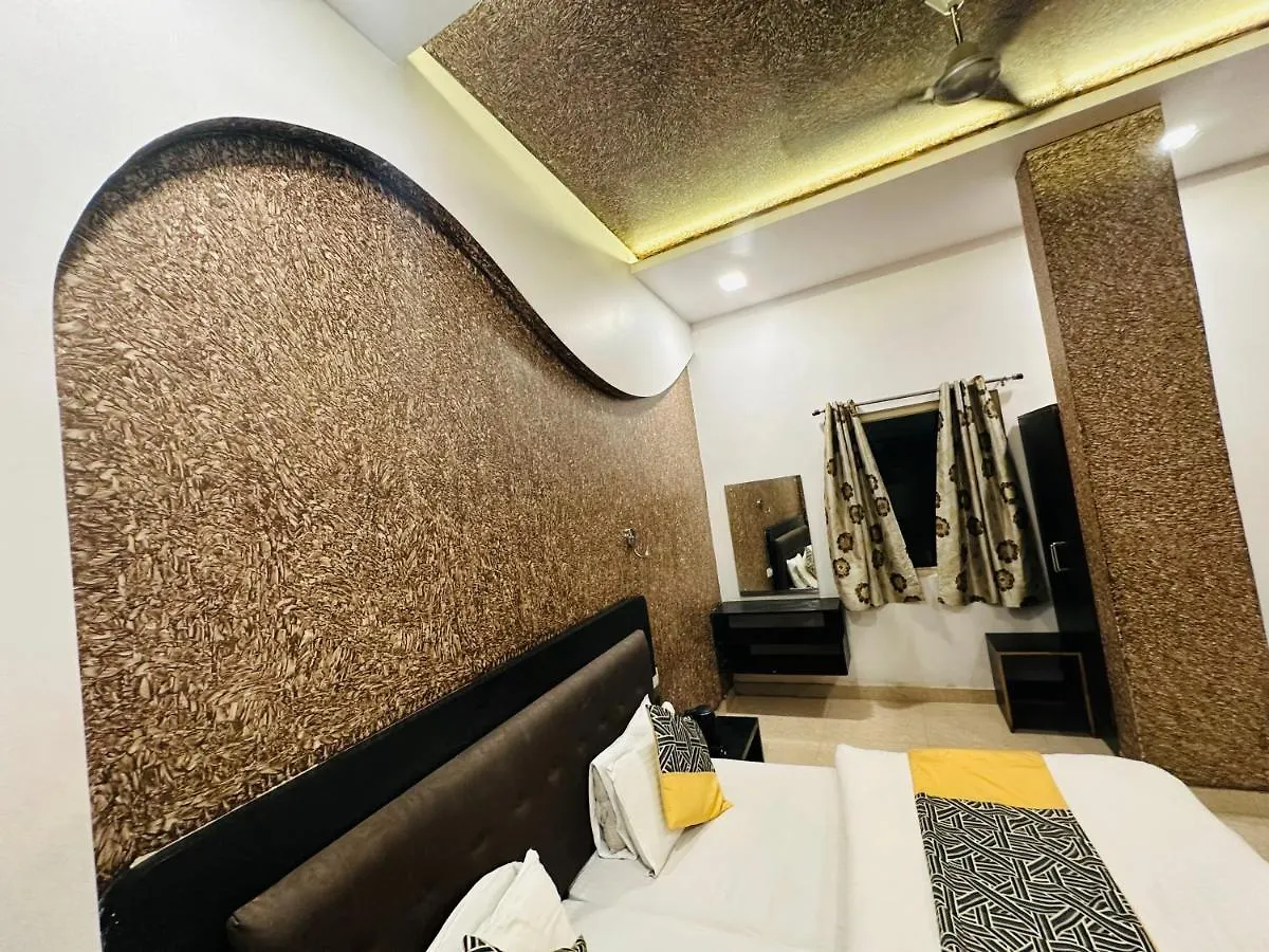 ***  Hotel Deva Inn Varanasi India