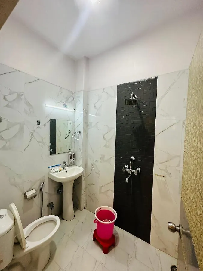Hotel Deva Inn Varanasi