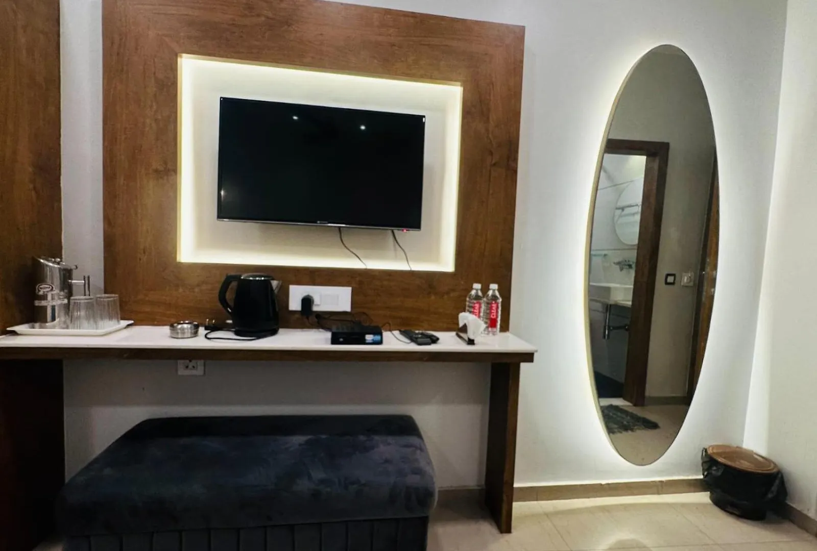 Hotel Deva Inn Varanasi