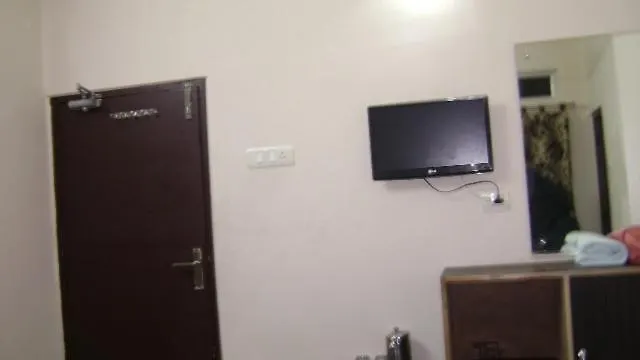 Hotel Deva Inn Varanasi